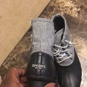 Sperry duck boots